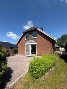  Wohnen mit Wohlf�hlgarantie - Traumhaftes Einfamilienhaus in Altenbruch